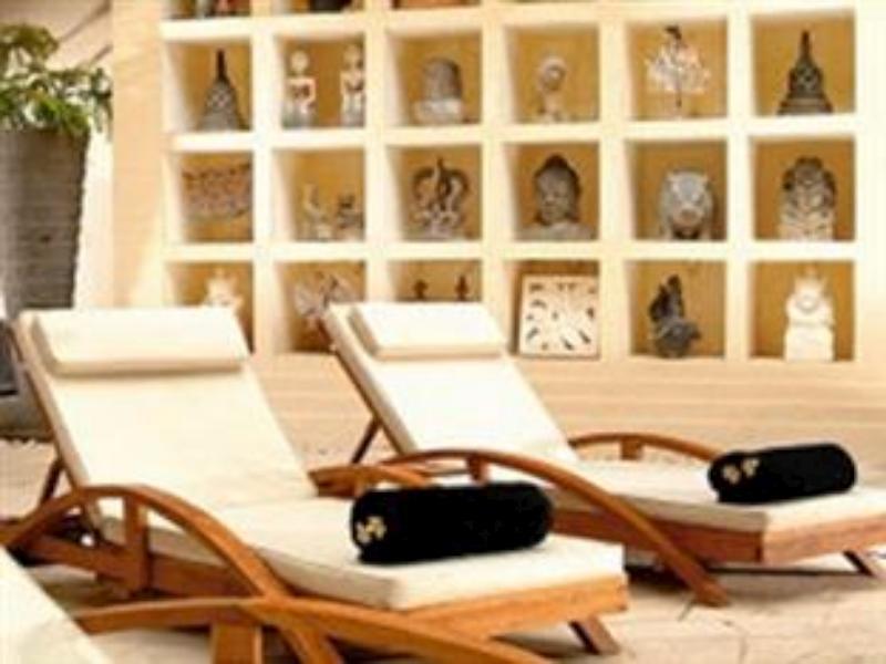 Capital O 93809 Wida Hotel Legian Eksteriør billede