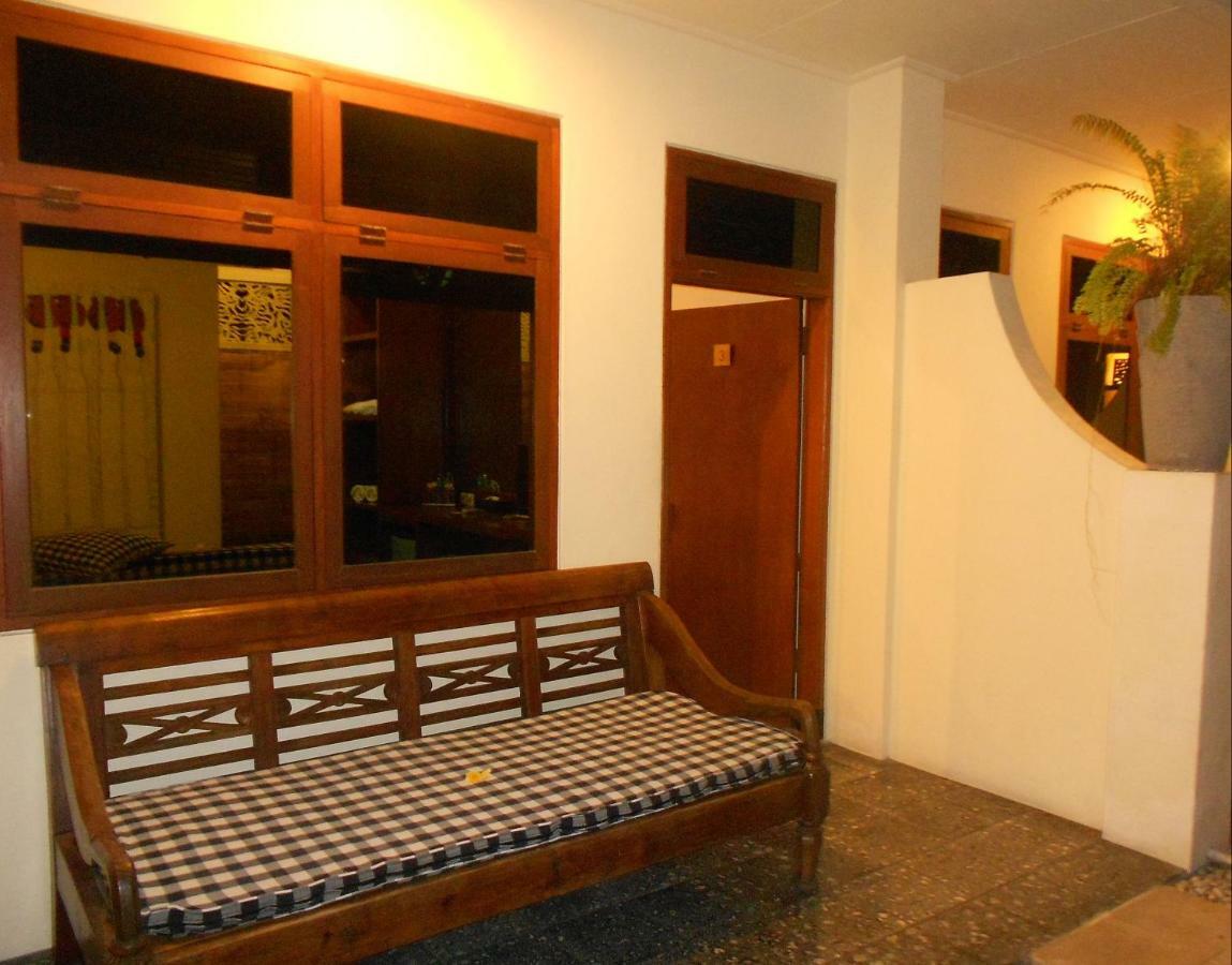 Capital O 93809 Wida Hotel Legian Eksteriør billede